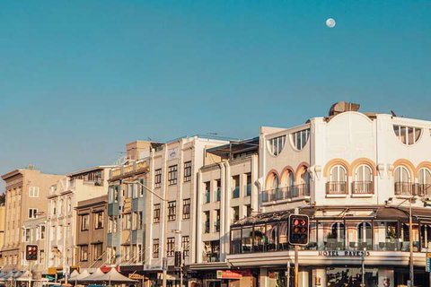 Wake Up! Bondi Beach - Australian Destinations 1