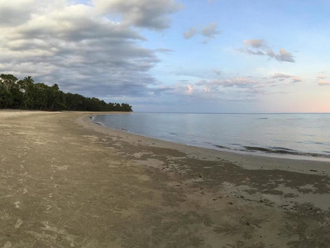 Coconut Beach House - Australian Destinations 6