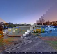 Bays Holiday Park - Australian Destinations