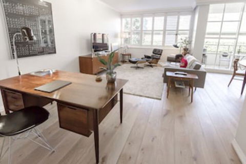 Sweet Caroline - Australian Destinations 0