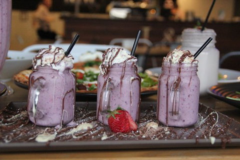 L&K Espresso - Australian Destinations 0