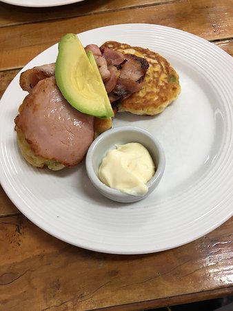 Artiste Espresso Bar - Australian Destinations 0