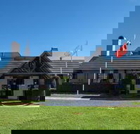 New England Motor Lodge - Australian Destinations