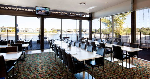 Pelican Waters Tavern - Caloundra - Australian Destinations 0