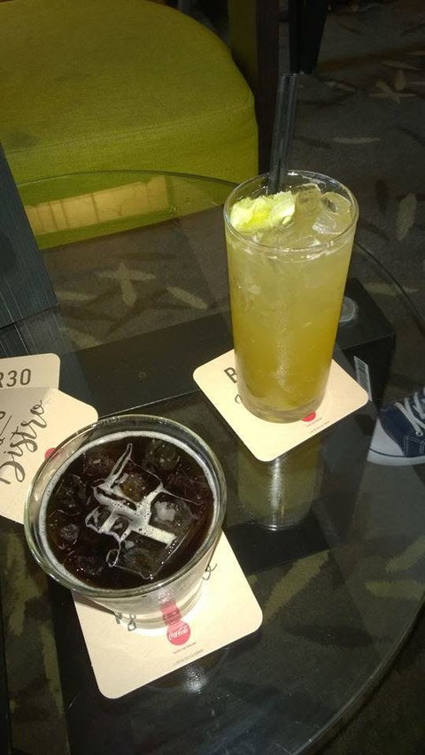 BAR:30 & Bistro - PARKROYAL - Australian Destinations 0