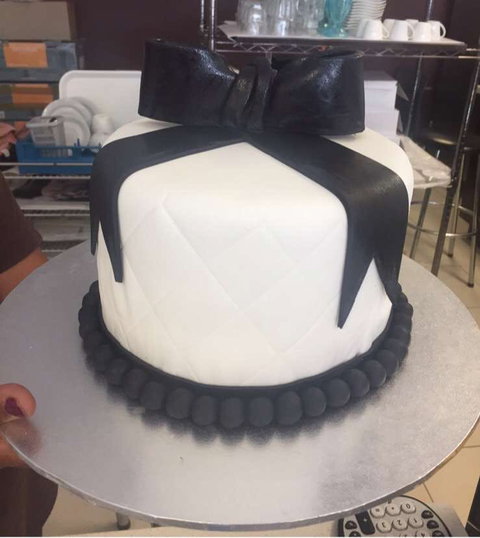 RE Artisian Patisserie - Australian Destinations 0