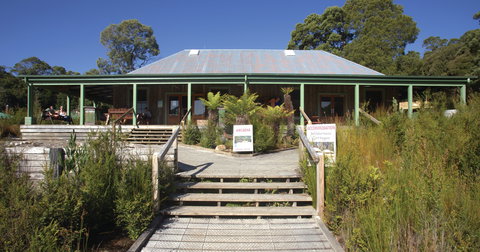 Tannin Restaurant At The Tarkine Tavern - Australian Destinations 1