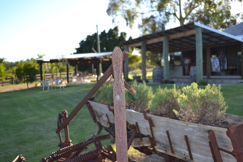 Ugly Duckling Wines - Australian Destinations 0