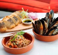 The Kermandie Waterfront Hotel - Australian Destinations