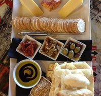 Swanbrook Winery  Cafe - Australian Destinations