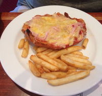 Checkside Tavern - Australian Destinations