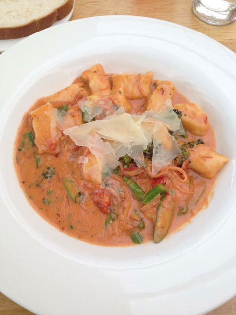Lakefront Bistro - Australian Destinations 3
