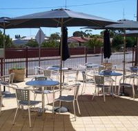 Restaurant at Copper Coast Hotel - Australian Destinations