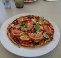 Saltwater Cafe Pizza - Australian Destinations
