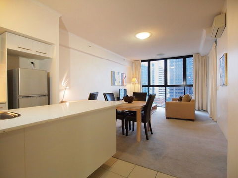 IStay RiverCity - Australian Destinations 2