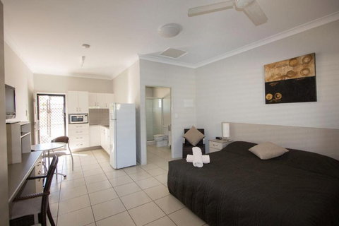 Western Gateway Motel - Australian Destinations 2