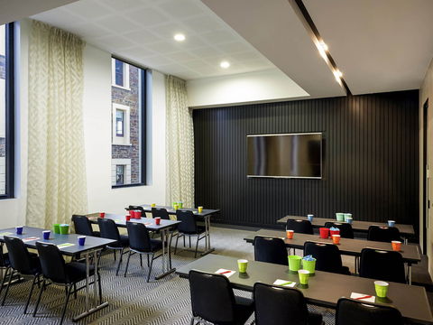 Ibis Adelaide - Australian Destinations 10