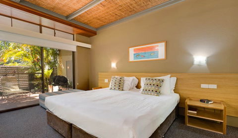 Nautilus Beachfront Villas & Spa - Australian Destinations 1