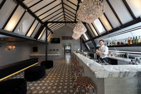 Mayfair Hotel - Australian Destinations 15