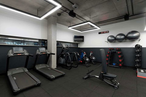 QT Melbourne - Australian Destinations 14