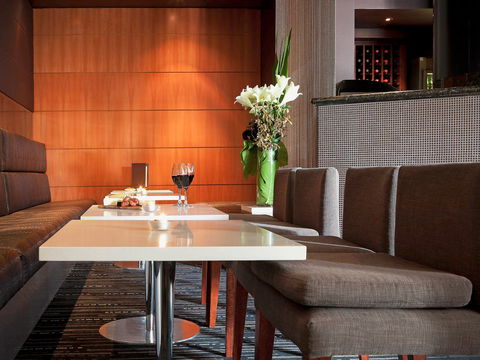 Quay West Suites Melbourne - Australian Destinations 4