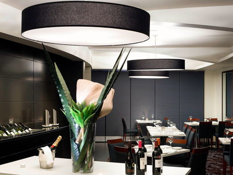 Quay West Suites Melbourne - Australian Destinations 13