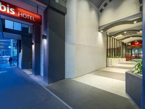 Ibis Hotel - Australian Destinations 0