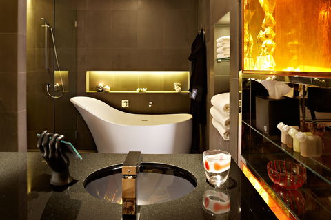 QT Sydney - Australian Destinations 7