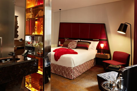 QT Sydney - Australian Destinations 8