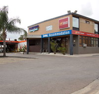 Nightcap at Playford Tavern - Australian Destinations