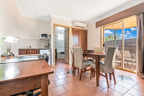 The Georgian Motor Lodge - Australian Destinations 0