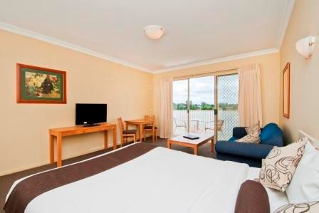 Nagambie Waterfront Motel - Australian Destinations 1