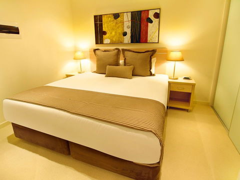 IStay Precinct - Australian Destinations 1