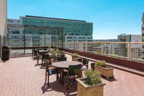 Nesuto Canberra Apartment Hotel - Australian Destinations 17