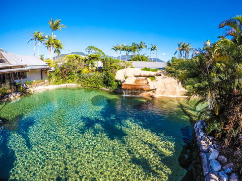 Cairns Colonial Club Resort - Australian Destinations 1