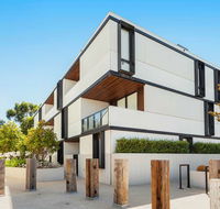 Clayton Serviced Apartments - Australian Destinations