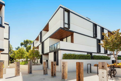 Clayton Serviced Apartments - Australian Destinations 0