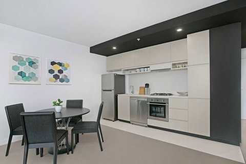 Clayton Serviced Apartments - Australian Destinations 13
