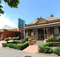 Alexandra Place - Australian Destinations