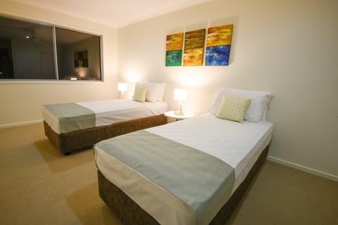 Direct Hotels - Breeze on Brightwater - Australian Destinations 0