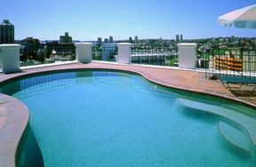 The Crescent On Bayswater - Australian Destinations 1