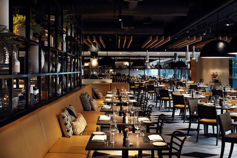 QT Canberra - Australian Destinations 13