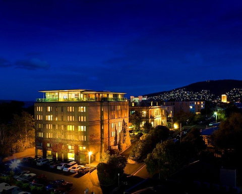 Lenna of Hobart - Australian Destinations 1