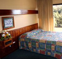 Village Family Motor Inn - Australian Destinations