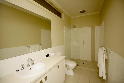 Wallaroo Marina Apartments - Australian Destinations 12
