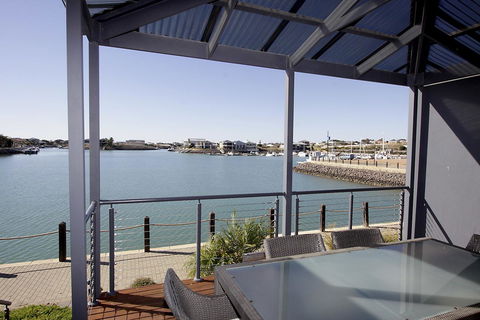 Wallaroo Marina Apartments - Australian Destinations 8