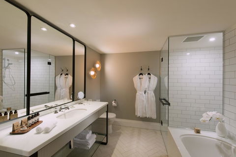 Mayfair Hotel - Australian Destinations 17