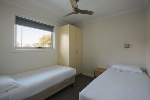The Retreat West Beach Parks - Australian Destinations 19