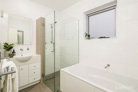 The Beach House @ Grange - Australian Destinations 7
