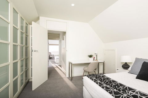 The Beach House @ Grange - Australian Destinations 6